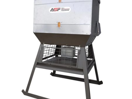 All Seasons Feeders 1,000lb Stand & Fill® Broadcast Fashion